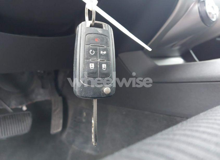 Photo 11 of 2015 Chevrolet Camaro 1LT (VIN 2G1FD3D36F9245008)