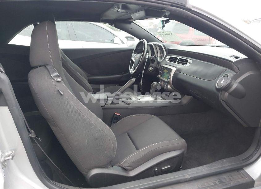 Photo 5 of 2015 Chevrolet Camaro 1LT (VIN 2G1FD3D36F9245008)