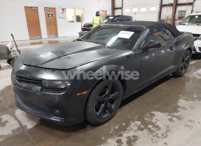 Photo 2 of 2015 Chevrolet Camaro 1LT (VIN 2G1FD3D36F9297982)