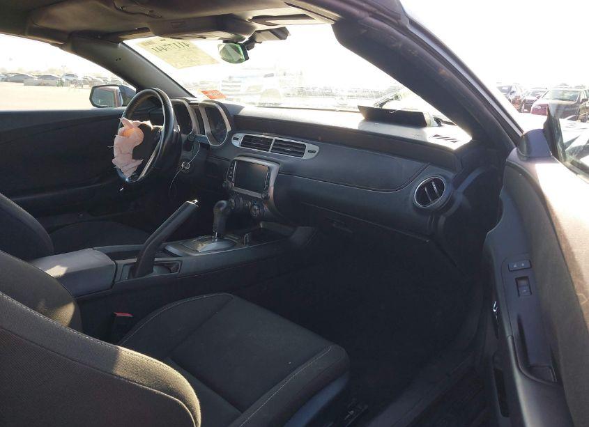 Photo 5 of 2015 Chevrolet Camaro 1LT (VIN 2G1FD3D39F9127552)