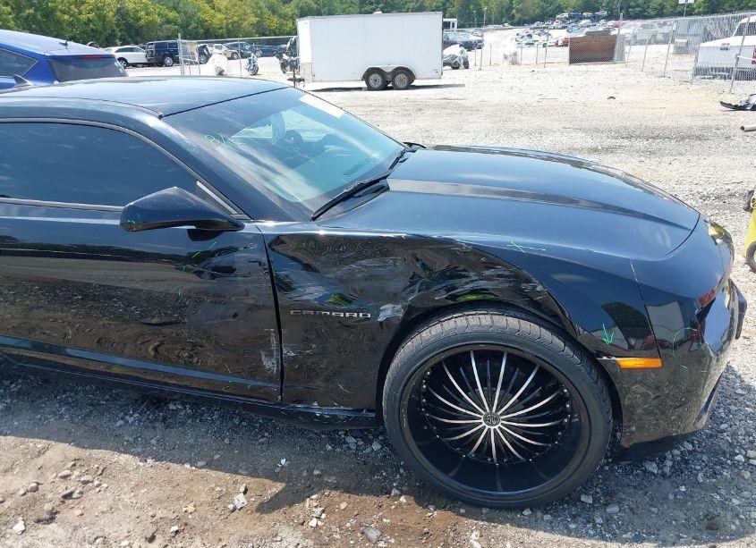 Photo 6 of 2013 Chevrolet Camaro 1LS (VIN 2G1FE1E30D9236009)