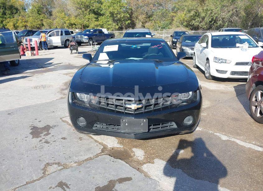 Photo 12 of 2013 Chevrolet Camaro 1LS (VIN 2G1FE1E32D9115367)