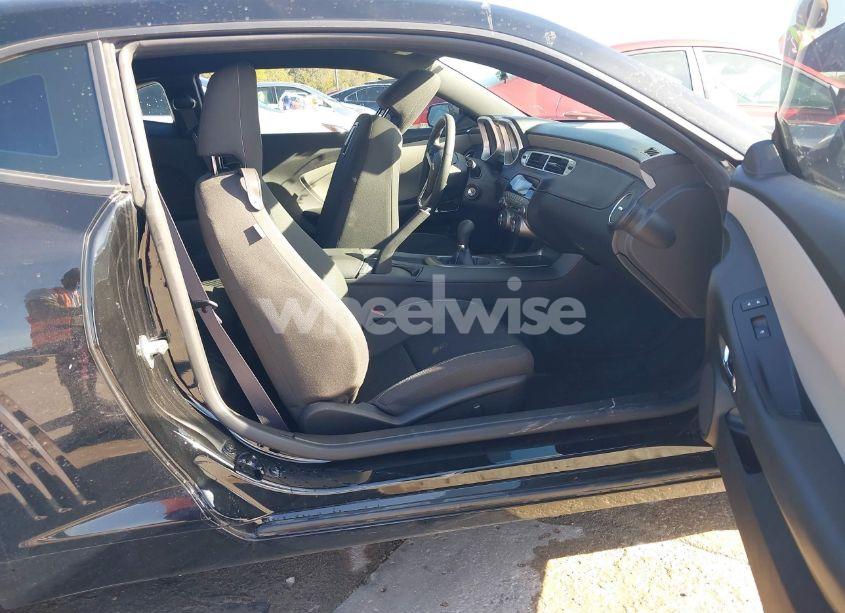 Photo 5 of 2013 Chevrolet Camaro 1LS (VIN 2G1FE1E32D9115367)