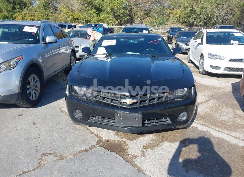 Photo 6 of 2013 Chevrolet Camaro 1LS (VIN 2G1FE1E32D9115367)