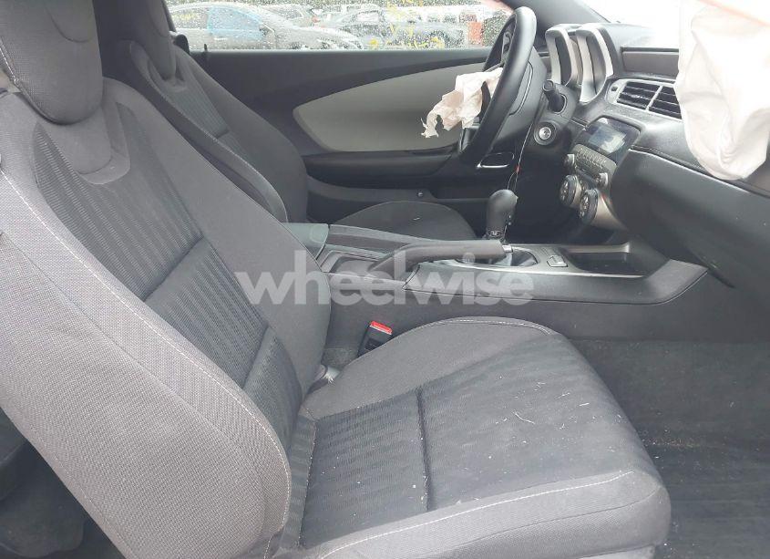 Photo 5 of 2013 Chevrolet Camaro 1LS (VIN 2G1FE1E32D9157246)