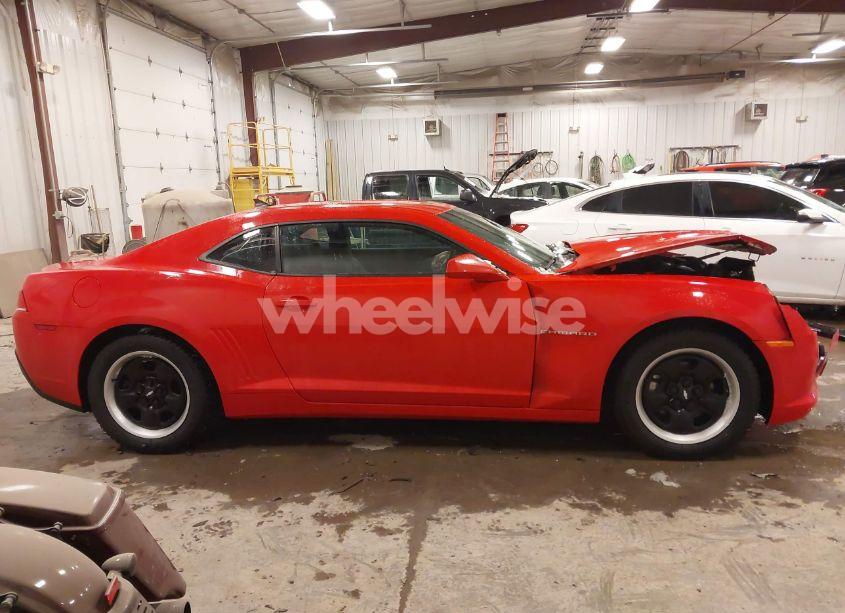 Photo 13 of 2014 Chevrolet Camaro 1LS (VIN 2G1FE1E32E9311620)