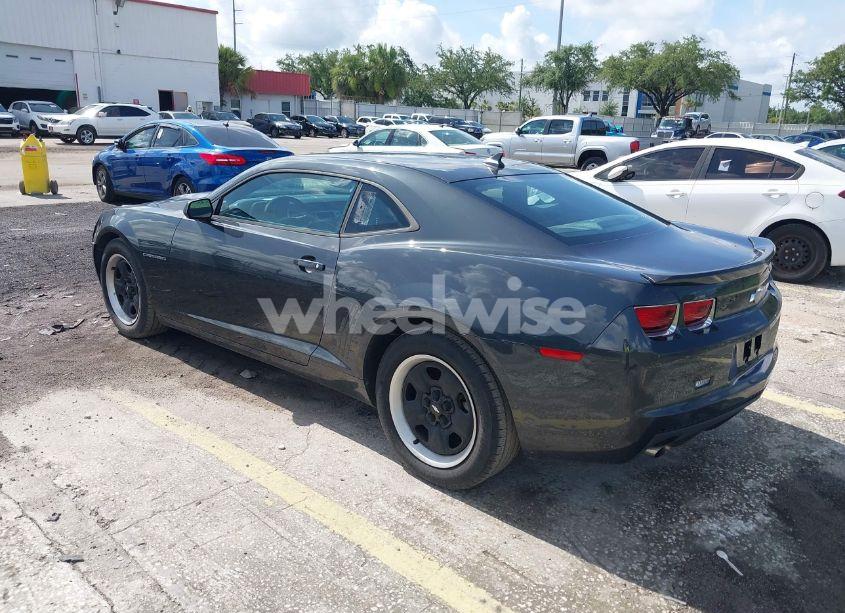 Photo 3 of 2013 Chevrolet Camaro 1LS (VIN 2G1FE1E33D9174332)