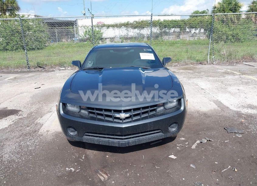 Photo 6 of 2013 Chevrolet Camaro 1LS (VIN 2G1FE1E33D9174332)