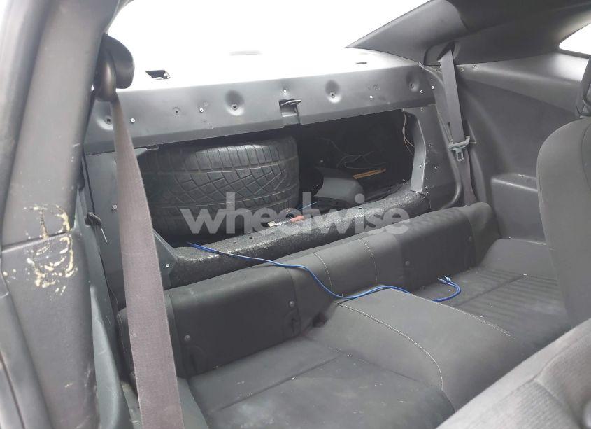 Photo 8 of 2013 Chevrolet Camaro 1LS (VIN 2G1FE1E38D9141326)