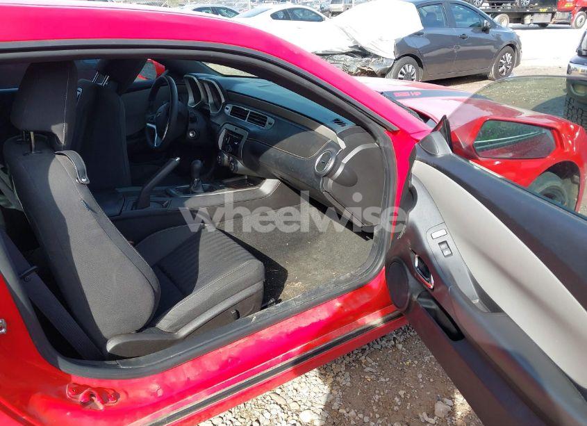 Photo 5 of 2014 Chevrolet Camaro 1LS (VIN 2G1FE1E3XE9240022)