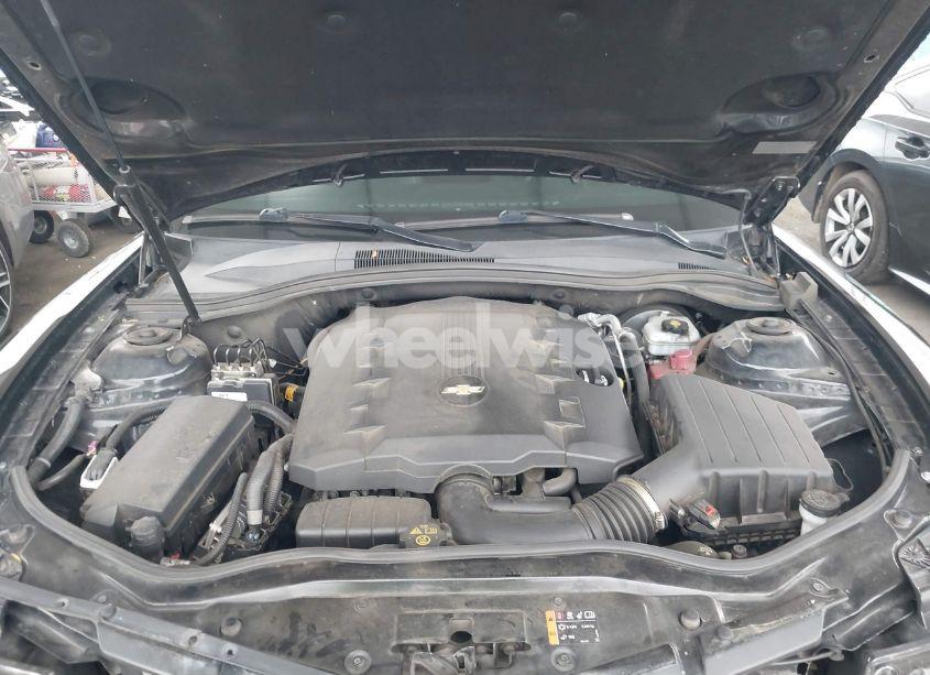 Photo 10 of 2014 Chevrolet Camaro 1LS (VIN 2G1FE1E3XE9276910)