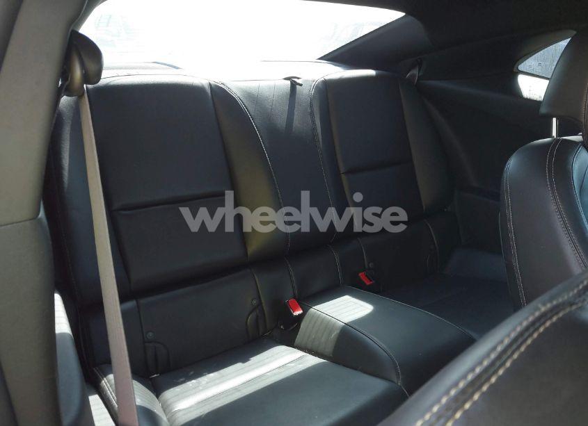 Photo 8 of 2015 Chevrolet Camaro 2LT (VIN 2G1FE1E3XF9194306)