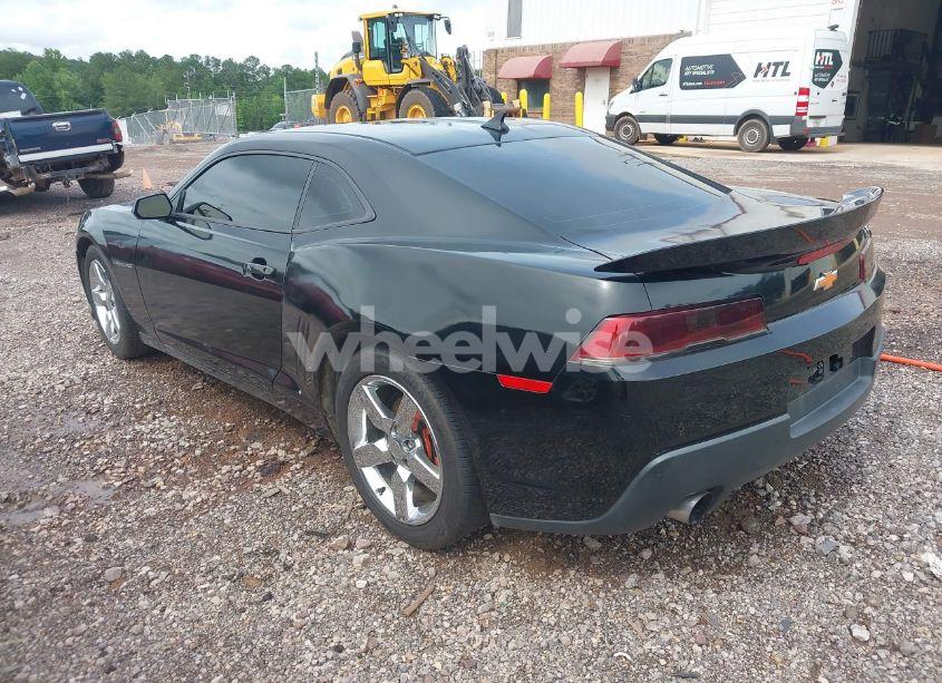 Photo 3 of 2015 Chevrolet Camaro 2LT (VIN 2G1FE1E3XF9242337)