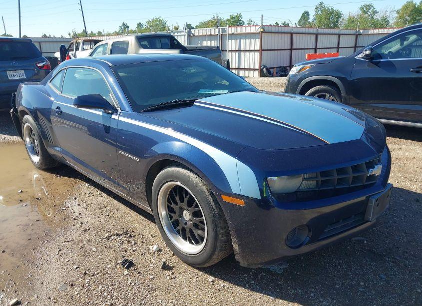 2011 Chevrolet Camaro 1LS (VIN 2G1FE1ED0B9143688) main photo