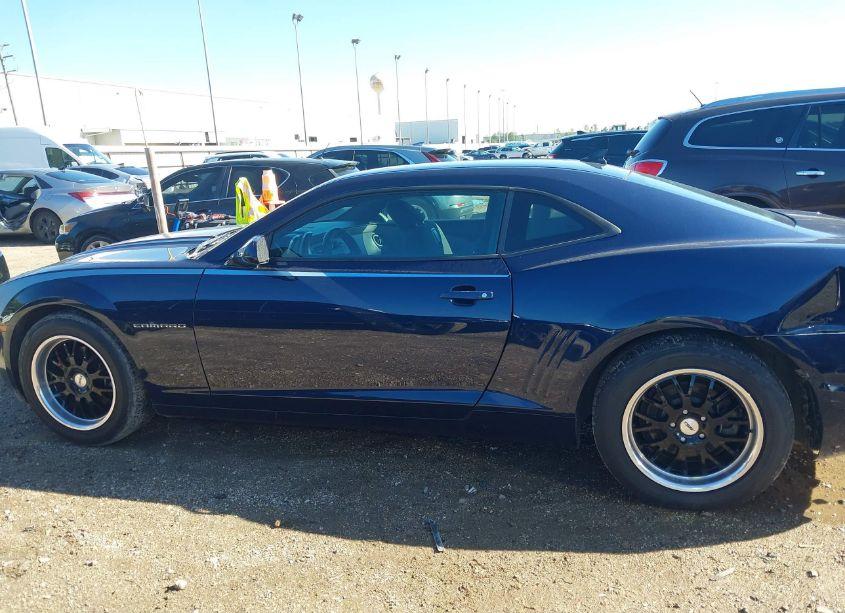 Photo 14 of 2011 Chevrolet Camaro 1LS (VIN 2G1FE1ED0B9143688)