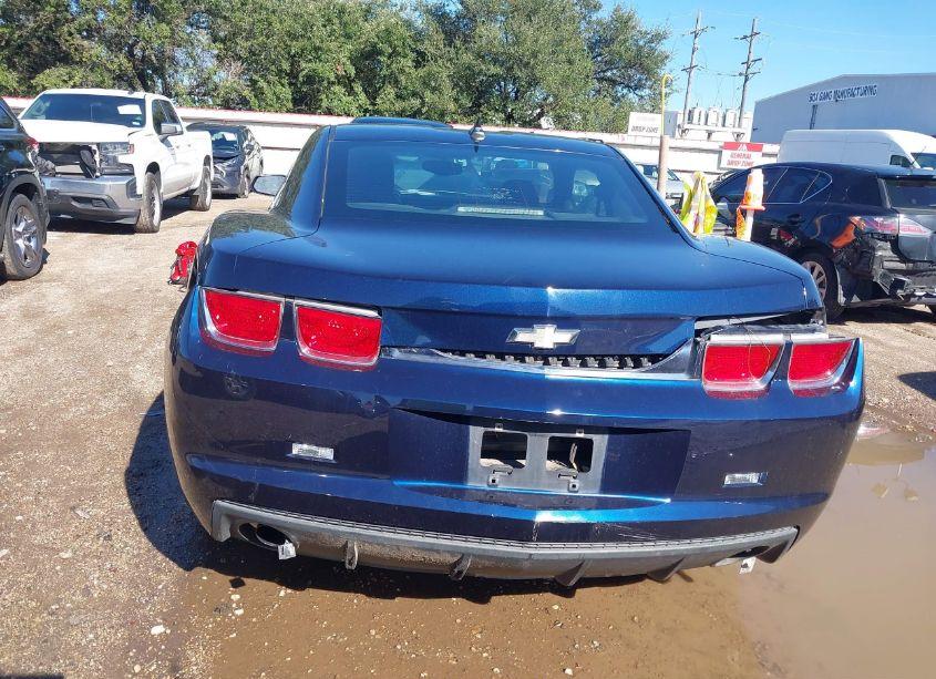 Photo 16 of 2011 Chevrolet Camaro 1LS (VIN 2G1FE1ED0B9143688)