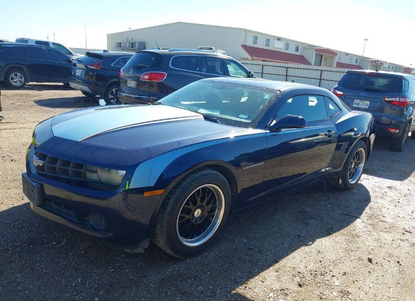 Photo 2 of 2011 Chevrolet Camaro 1LS (VIN 2G1FE1ED0B9143688)