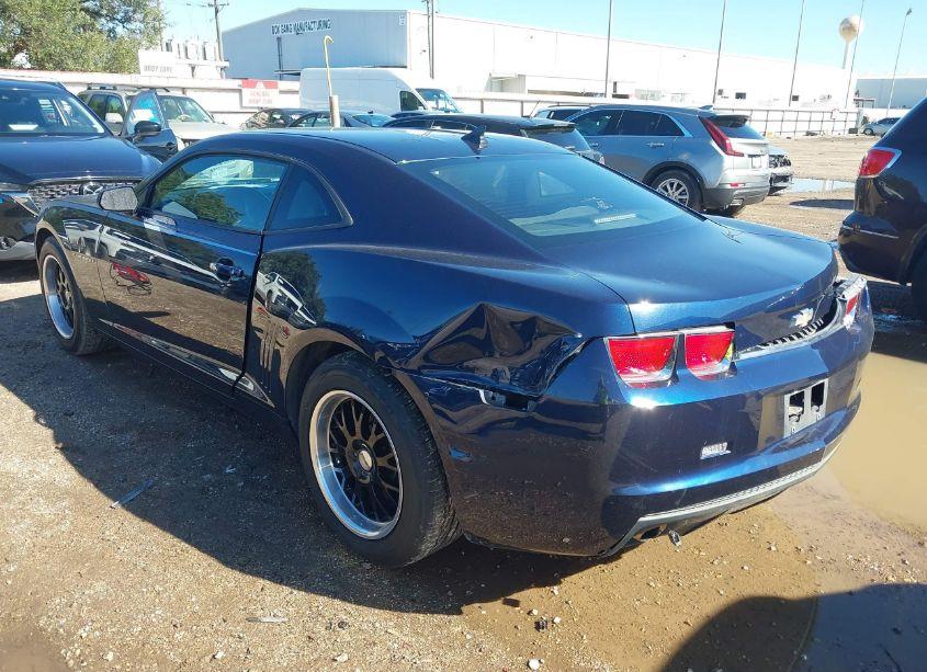 Photo 3 of 2011 Chevrolet Camaro 1LS (VIN 2G1FE1ED0B9143688)