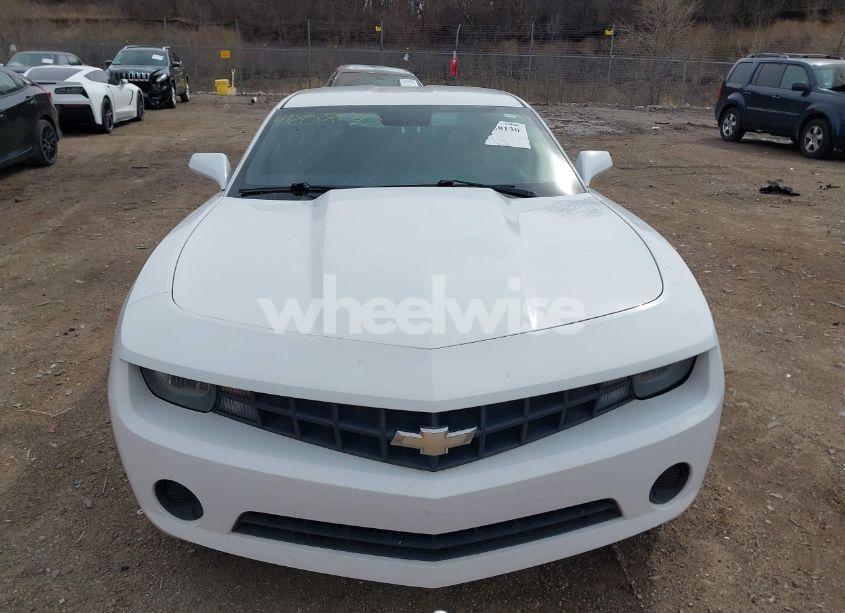 Photo 12 of 2011 Chevrolet Camaro 1LS (VIN 2G1FE1ED9B9111841)