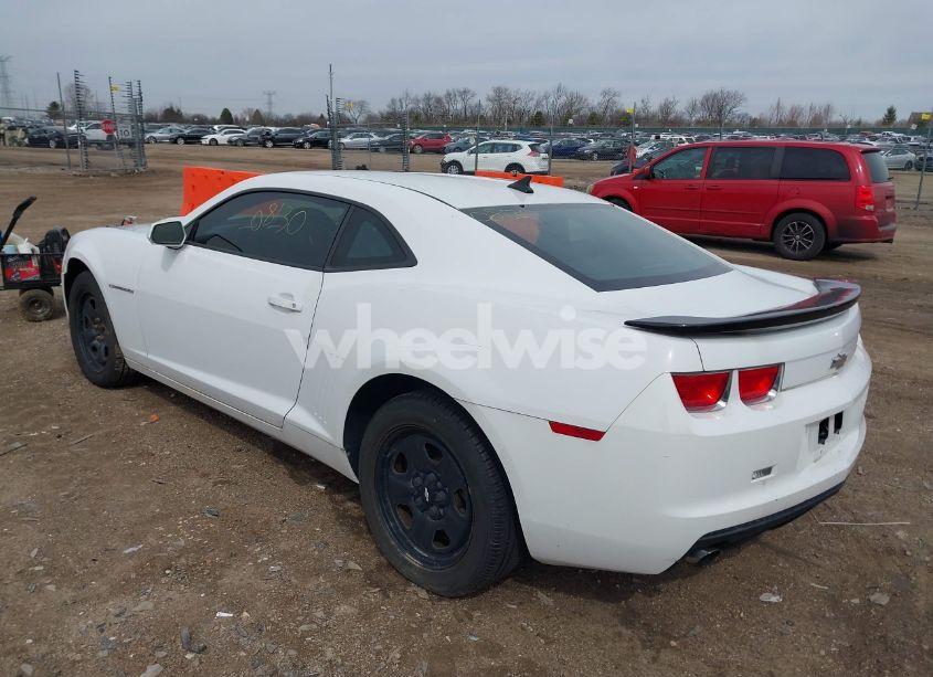 Photo 3 of 2011 Chevrolet Camaro 1LS (VIN 2G1FE1ED9B9111841)