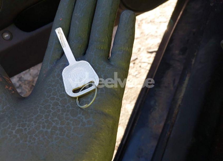 Photo 11 of 2011 Chevrolet Camaro 1LS (VIN 2G1FE1ED9B9138893)