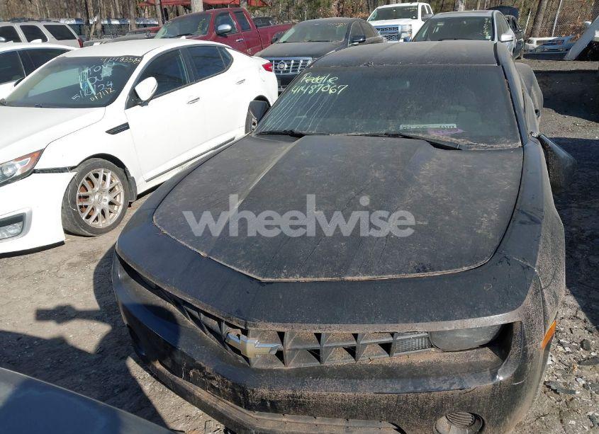 Photo 12 of 2011 Chevrolet Camaro 1LS (VIN 2G1FE1ED9B9138893)