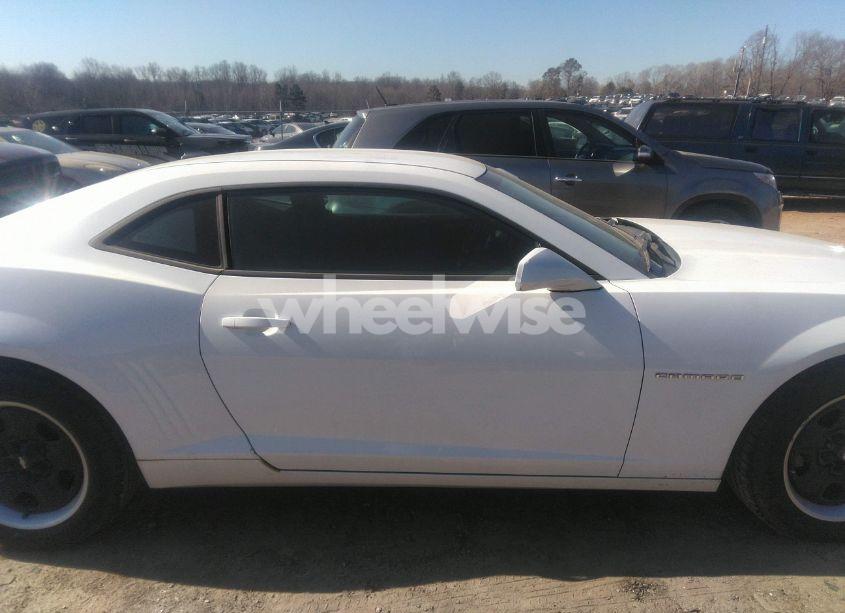 Photo 13 of 2011 Chevrolet Camaro 1LS (VIN 2G1FE1ED9B9192680)