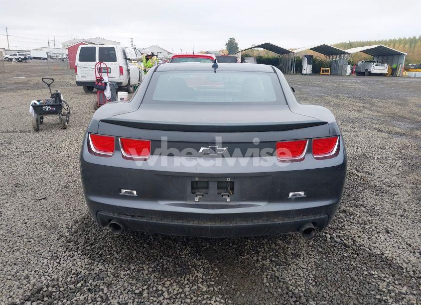 Photo 16 of 2011 Chevrolet Camaro 1LS (VIN 2G1FE1EDXB9105403)
