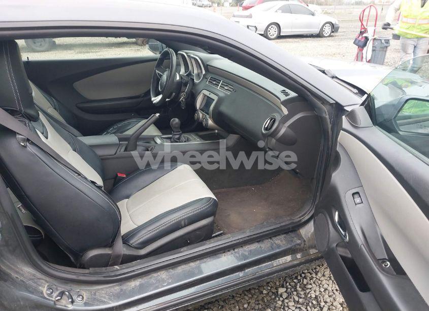 Photo 5 of 2011 Chevrolet Camaro 1LS (VIN 2G1FE1EDXB9105403)