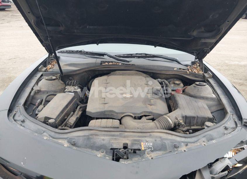 Photo 10 of 2011 Chevrolet Camaro 1LS (VIN 2G1FE1EDXB9132746)