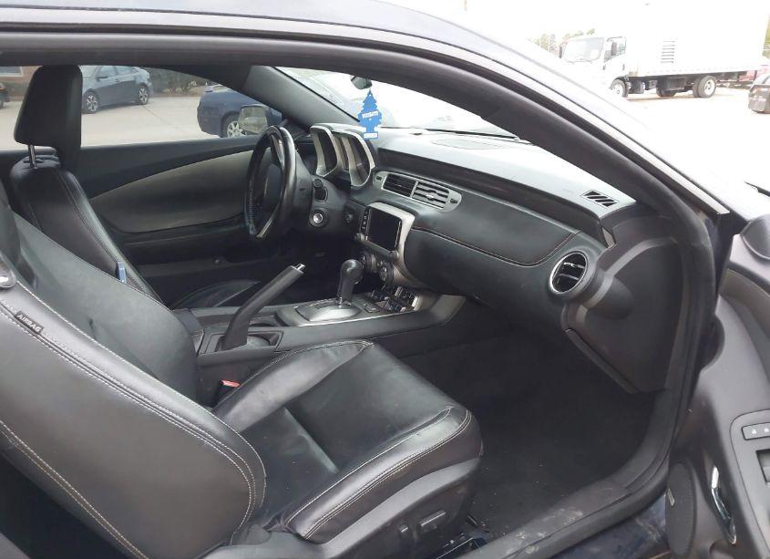 Photo 5 of 2015 Chevrolet Camaro 2LT (VIN 2G1FF1E33F9239003)