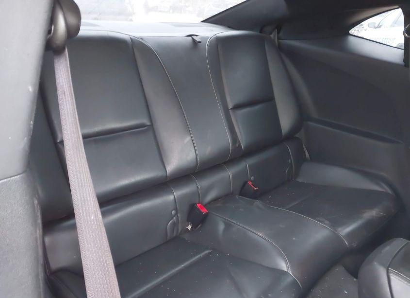 Photo 8 of 2015 Chevrolet Camaro 2LT (VIN 2G1FF1E33F9239003)