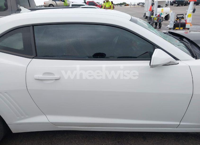 Photo 14 of 2015 Chevrolet Camaro 2LT (VIN 2G1FF1E33F9278450)