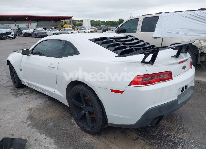 Photo 3 of 2015 Chevrolet Camaro 2LT (VIN 2G1FF1E33F9278450)