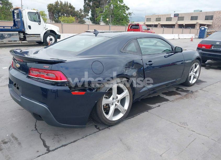 Photo 4 of 2015 Chevrolet Camaro 2LT (VIN 2G1FF1E35F9292592)