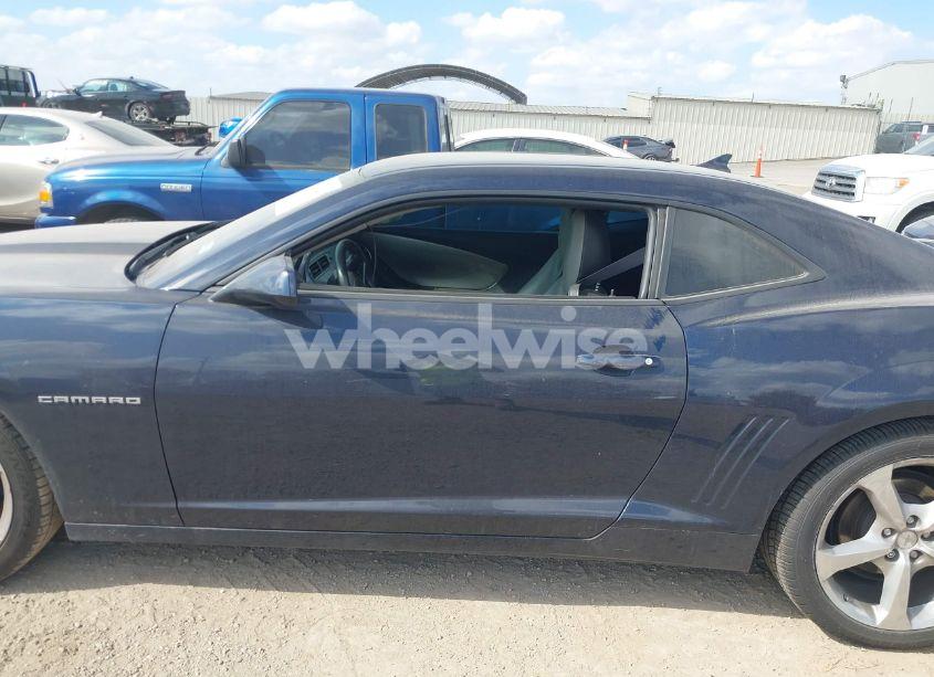 Photo 14 of 2015 Chevrolet Camaro 2LT (VIN 2G1FF1E36F9195661)