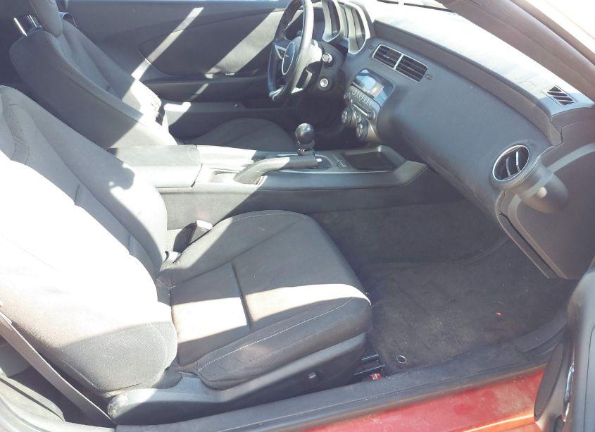 Photo 5 of 2011 Chevrolet Camaro 1LT (VIN 2G1FF1ED6B9142865)