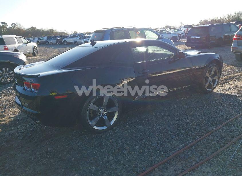 Photo 4 of 2011 Chevrolet Camaro 1LT (VIN 2G1FF1ED7B9150229)