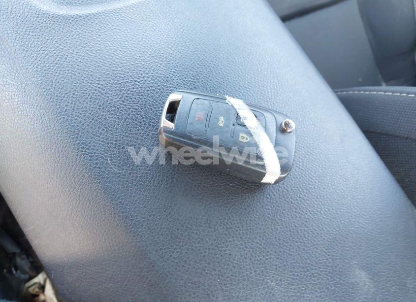 Photo 11 of 2011 Chevrolet Camaro 1LT (VIN 2G1FF1ED9B9136767)