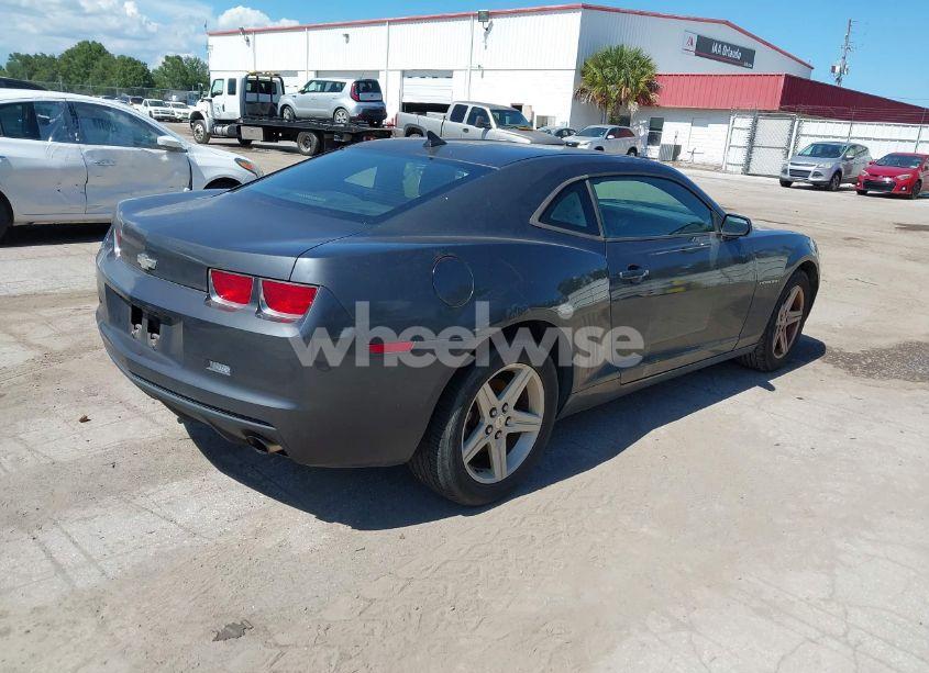 Photo 4 of 2011 Chevrolet Camaro 1LT (VIN 2G1FF1ED9B9136767)