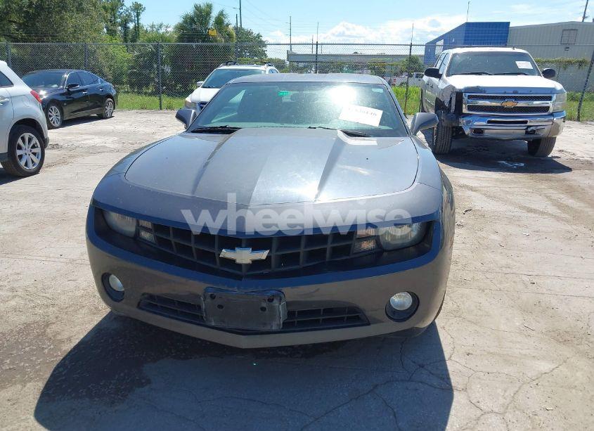 Photo 6 of 2011 Chevrolet Camaro 1LT (VIN 2G1FF1ED9B9136767)