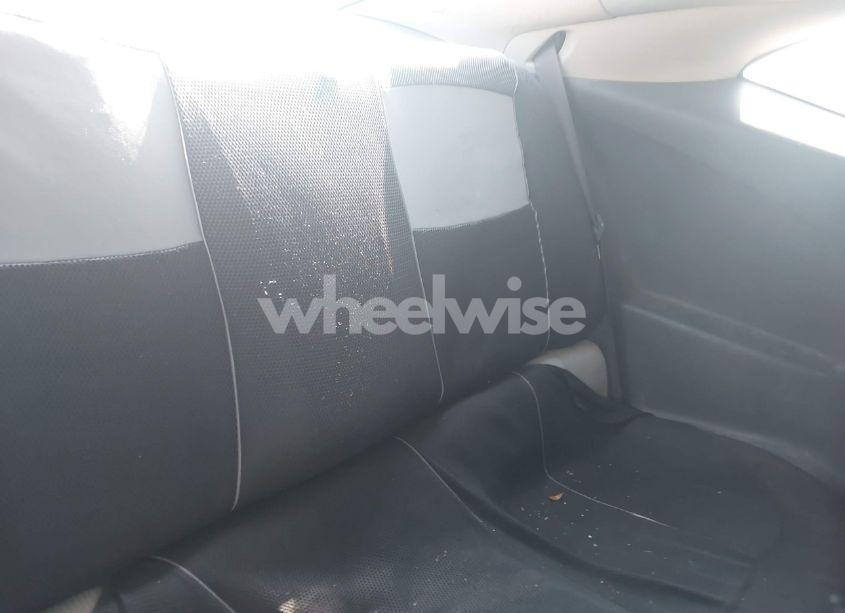 Photo 8 of 2010 Chevrolet Camaro 1LT (VIN 2G1FF1EV4A9000568)