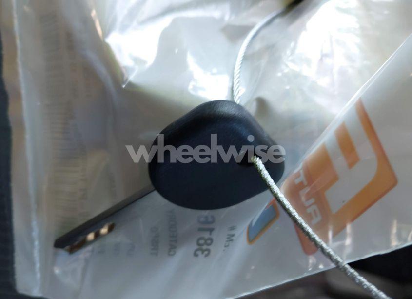 Photo 11 of 2010 Chevrolet Camaro 1LT (VIN 2G1FF1EV7A9181441)