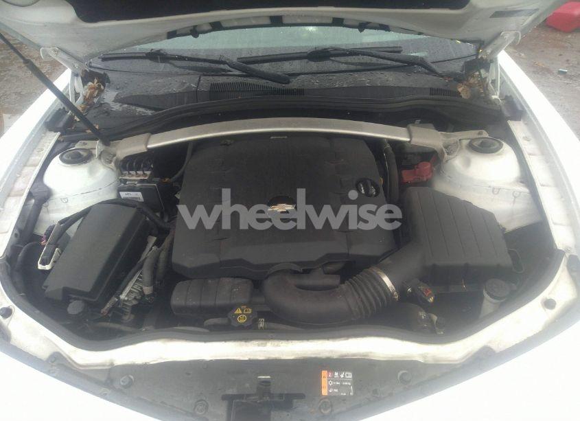 Photo 10 of 2015 Chevrolet Camaro 2LT (VIN 2G1FF3D35F9235032)