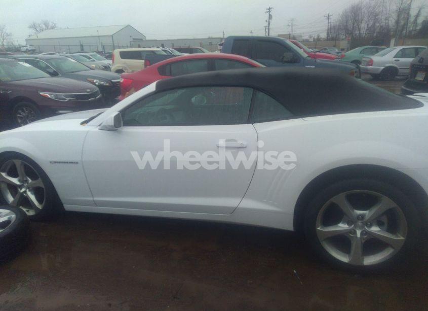 Photo 15 of 2015 Chevrolet Camaro 2LT (VIN 2G1FF3D35F9235032)
