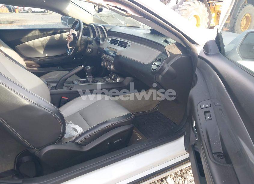 Photo 5 of 2012 Chevrolet Camaro 2LT (VIN 2G1FG1E37C9112490)