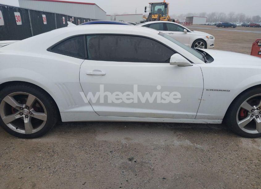 Photo 13 of 2014 Chevrolet Camaro 2LT (VIN 2G1FG1E39E9227580)