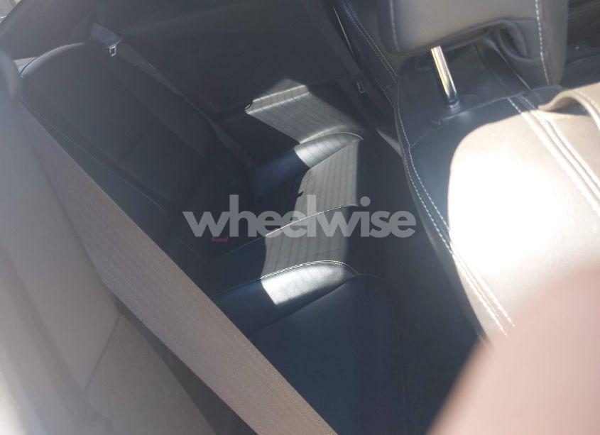 Photo 8 of 2011 Chevrolet Camaro 2LT (VIN 2G1FG1ED0B9203589)