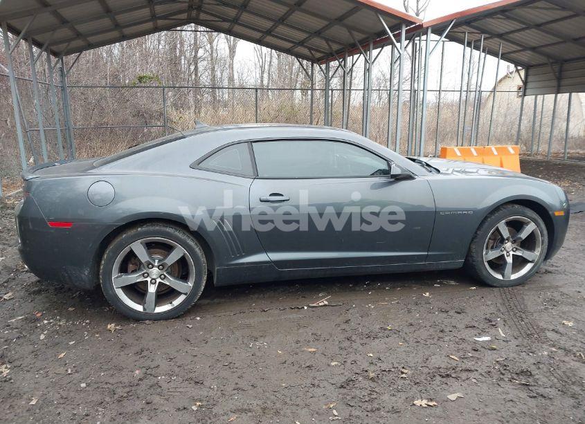 Photo 13 of 2010 Chevrolet Camaro 2LT (VIN 2G1FG1EV0A9161576)