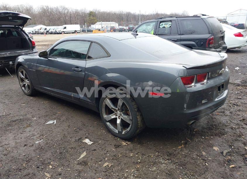 Photo 3 of 2010 Chevrolet Camaro 2LT (VIN 2G1FG1EV0A9161576)